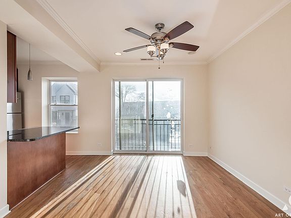 4th image of 3733 N Milwaukee Ave Unit 103