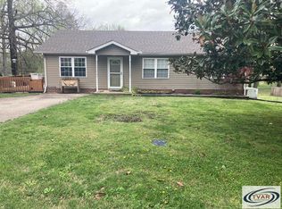 401 Betty St, Paris, TN 38242