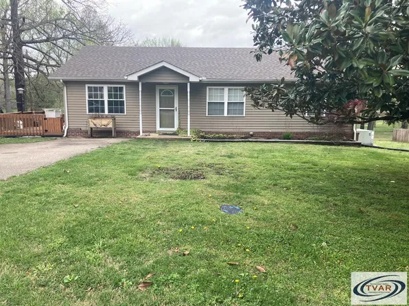 401 Betty St, Paris, TN 38242