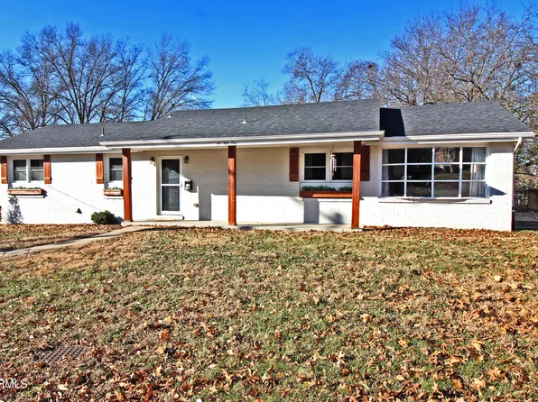 651 Belmont Dr, Jefferson City, MO 65109