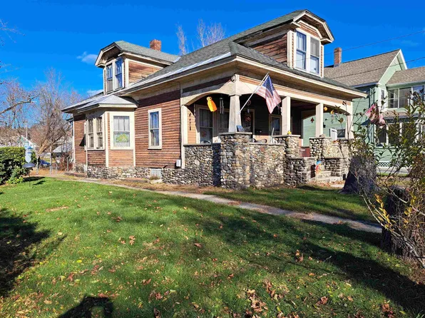 18 Barnes Street, Claremont, NH 03743