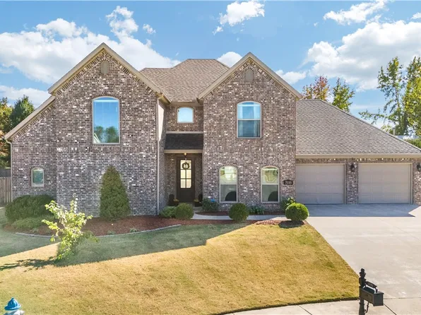 7115 Devonshire Ave, Springdale, AR 72762
