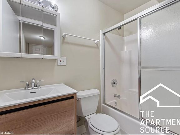 4th image of 1436 N North Park Ave APT 1