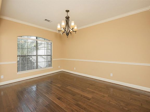 5th image of 4138 Lakepointe Forest Dr