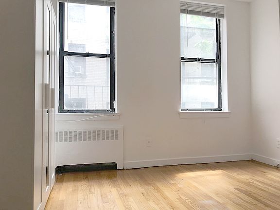 2nd image of 304 E 38th St APT 3C