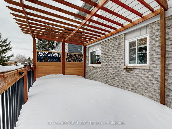 65 Riverglen Dr, Georgina, ON L4P 3K7