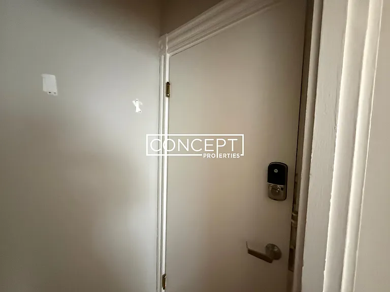 26 John F Kennedy St #7R — Photo 22