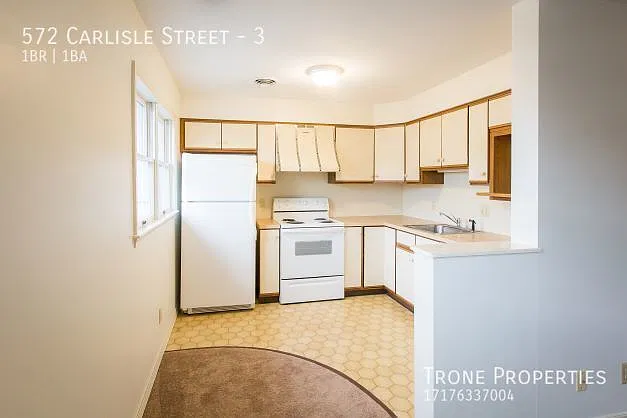 1 bed, $1,050 — Photo 2