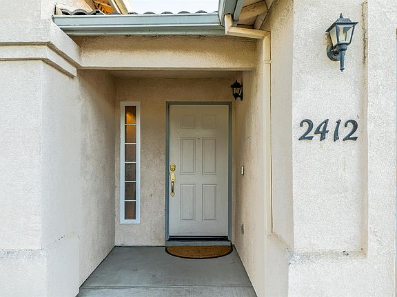 5th image of 2412 Novi Dr