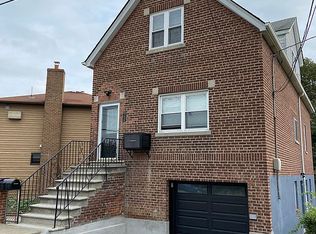 1638 Kennellworth Pl, Bronx, NY 10465