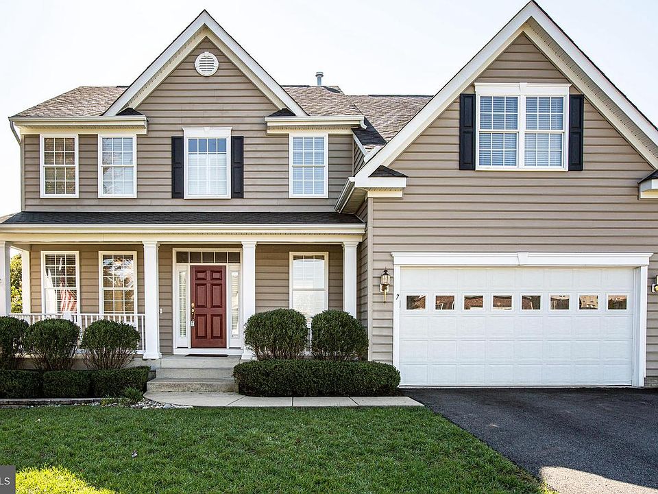 1st image of 7 Dallhan Ct