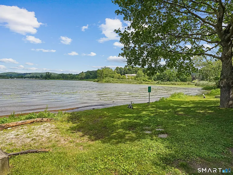 12 Boulevard Dr #24-145 — Photo 20