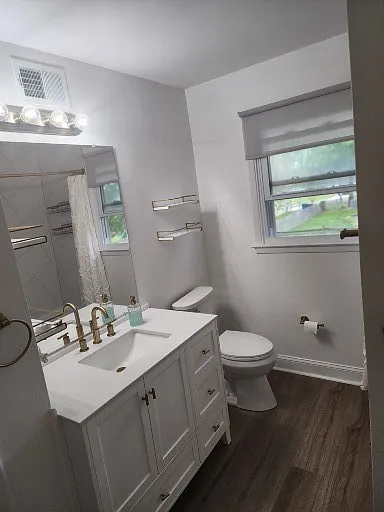 1318 Kenwood Rd — Photo 21