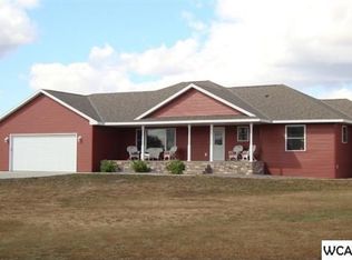 1132 106th Ave NE, Spicer, MN 56288