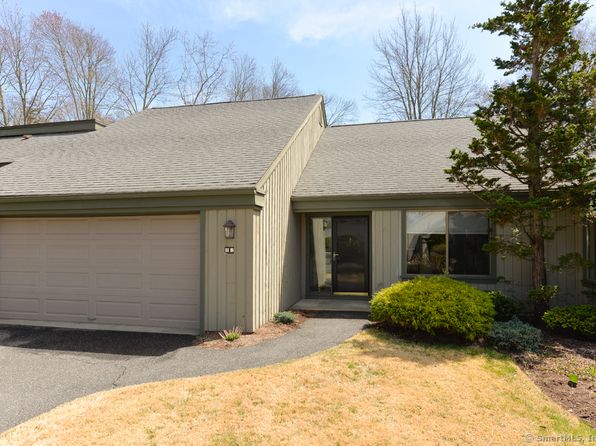 11 Heritage Crst #B, Southbury, CT 06488