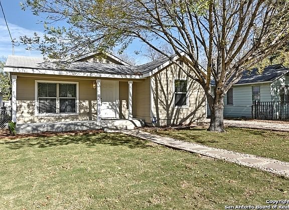 3rd image of 119 PHARIS ST
