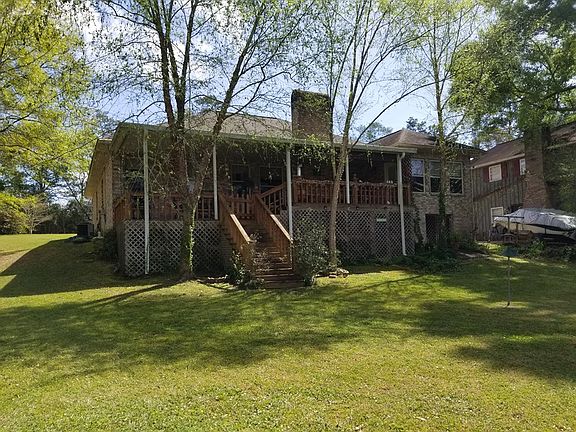 3rd image of 906 E Lakeshore Dr