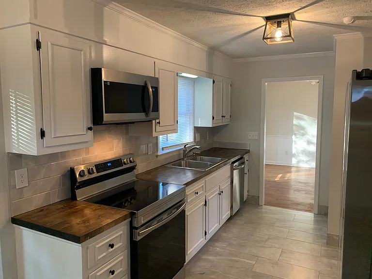 5800 Lagu Pl — Photo 5