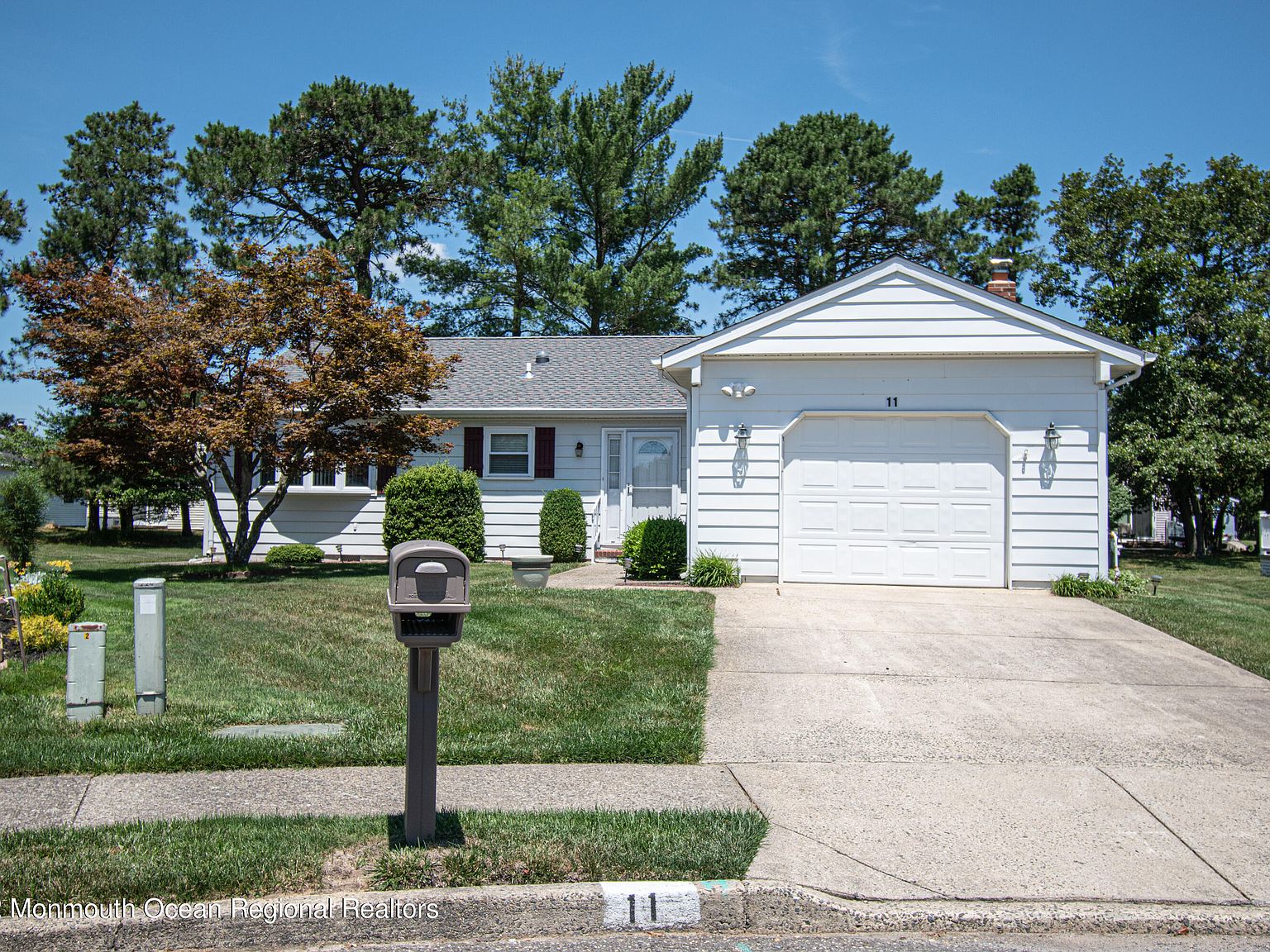 11 Maniwaki Court, Toms River, NJ 08757 Zillow