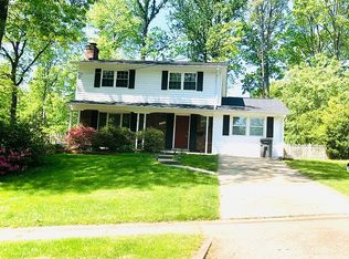 5534 Callander Dr, Springfield, VA 22151