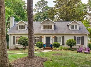 123 N Canterbury Rd, Charlotte, NC 28211