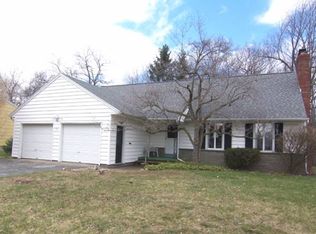 58 Plaza Dr, Rochester, NY 14617