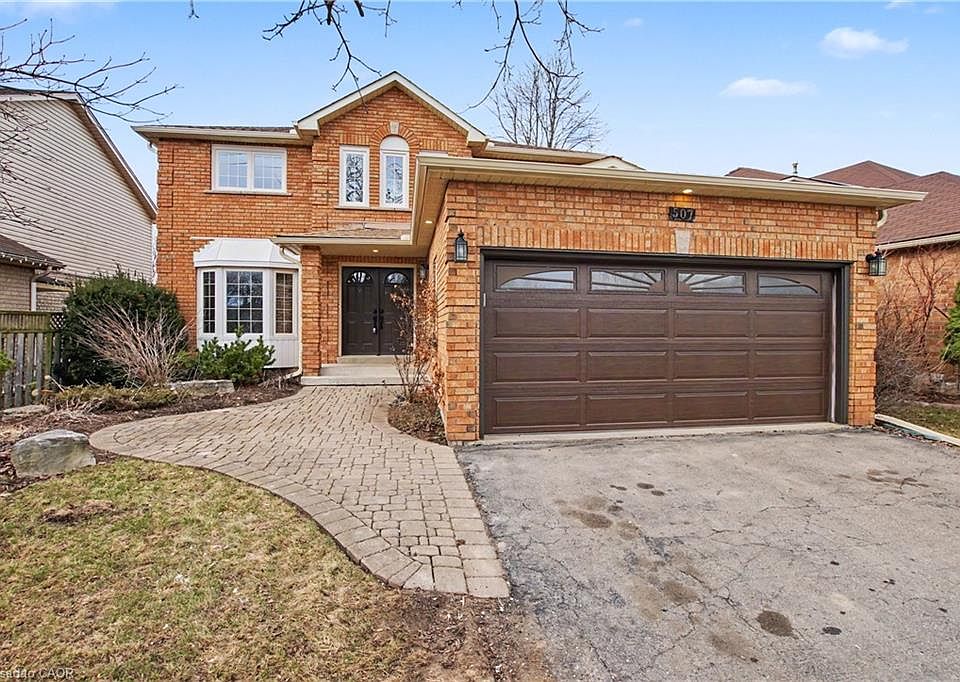 1st image of 507 Grand Ridge Dr
