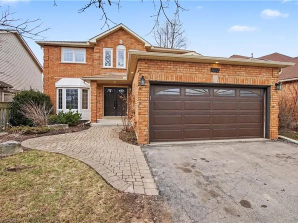 507 Grand Ridge Dr, Cambridge, ON N1S 4Y9