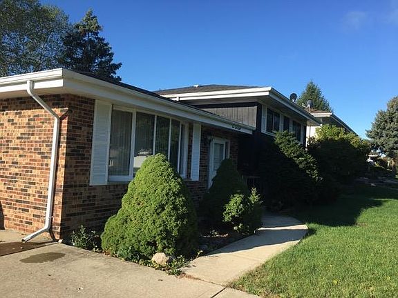 2nd image of 548 Sarah Dr