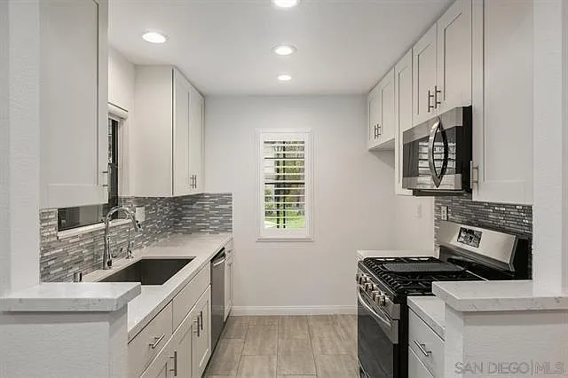 10343 Azuaga St #71 — Photo 8