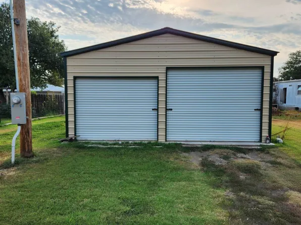 0 W Garnett St, Hill City, KS 67642