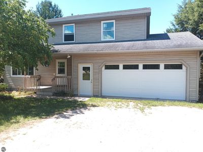 747 High Lake Rd, Traverse City, MI, 49696