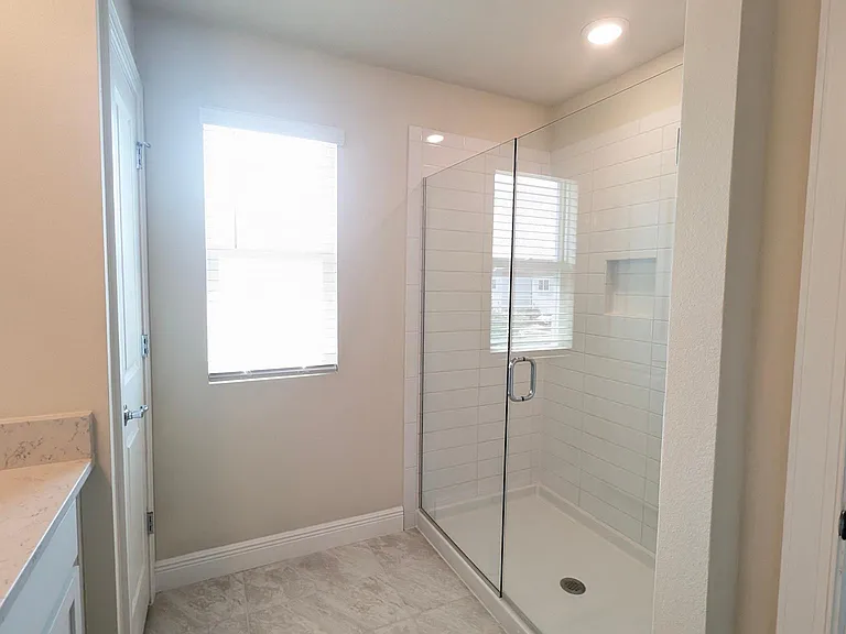4540 Sparkling Shell Ave — Photo 9