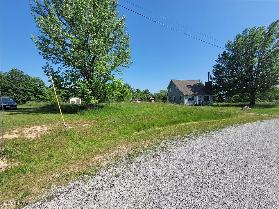 2nd image of 1498 Carum Pl