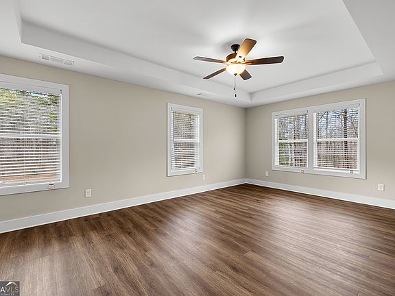 5th image of 79 Lamb Rd