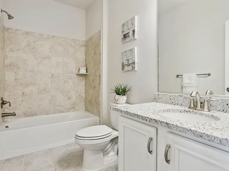8329 Meadowood Dr — Photo 20