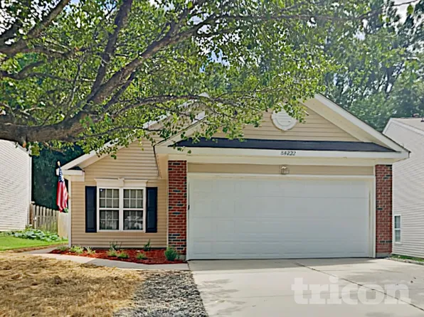 8422 Wallace Glen Dr, Charlotte, NC 28212