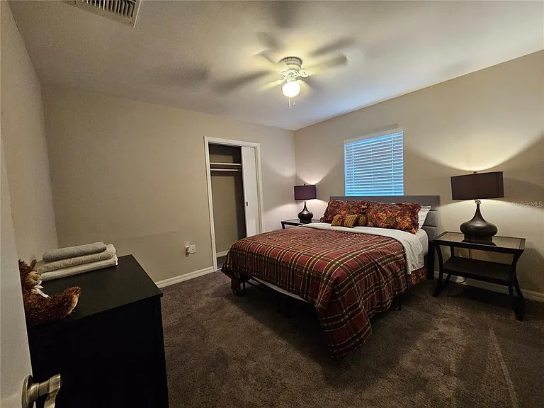2117 Ivey Ln — Photo 6