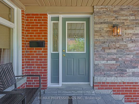 3rd image of 39 Sealcove Dr