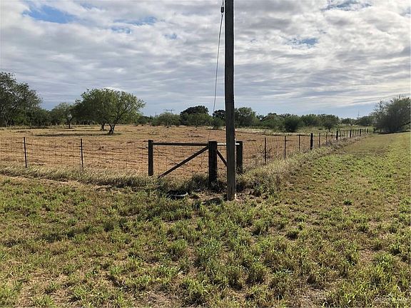 4th image of 25527 State Highway 186 E