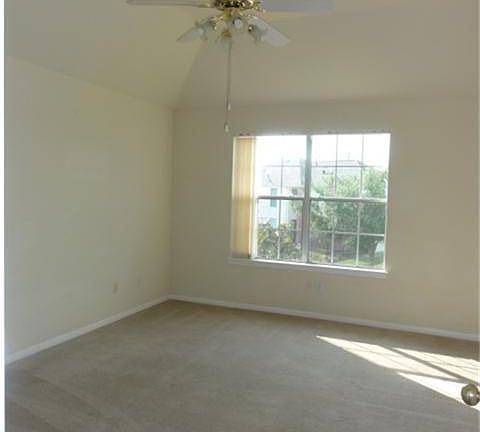 5th image of 6751 Bellaire Gardens Dr