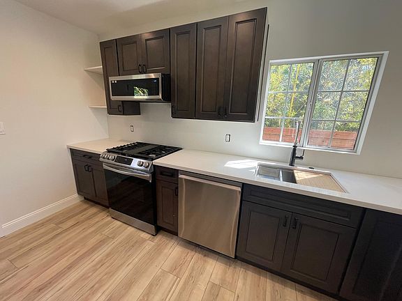 2nd image of 1148 Sanborn Ave