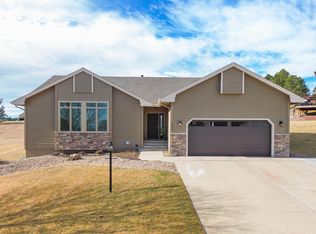 5423 Barberry Ct, Rapid City, SD 57702