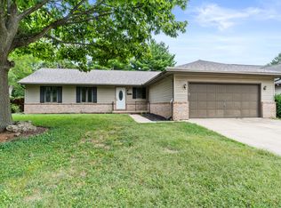 2804 Haverford Rd, Springfield, IL 62704