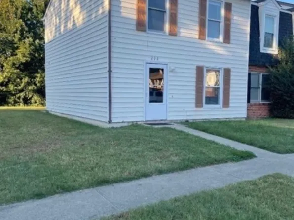 222 Knightsmanor Ct, Richmond, VA 23227