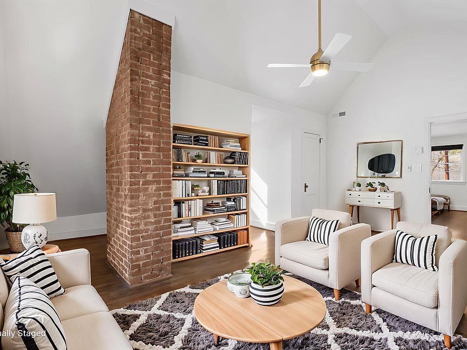 1st image of 114 W Park Ave #B