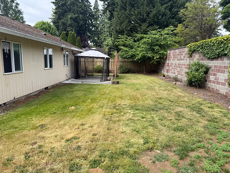 15910 NE 83rd St — Photo 24