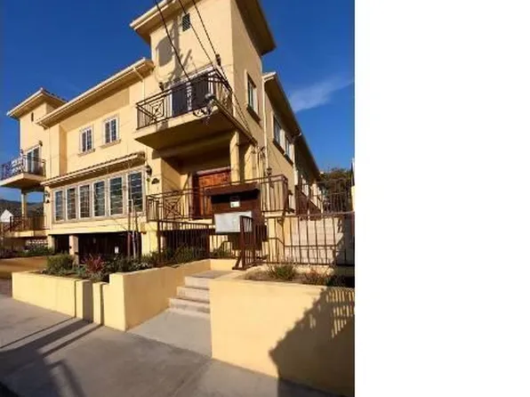 10214 Fernglen Ave APT 5, Tujunga, CA 91042