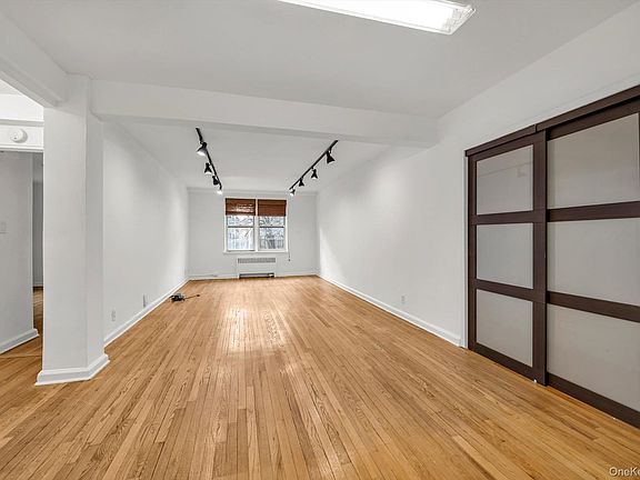 4th image of 2080 Barnes Avenue #4E