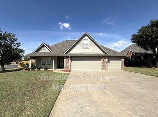 10201 E 100th Pl N, Owasso, OK 74055